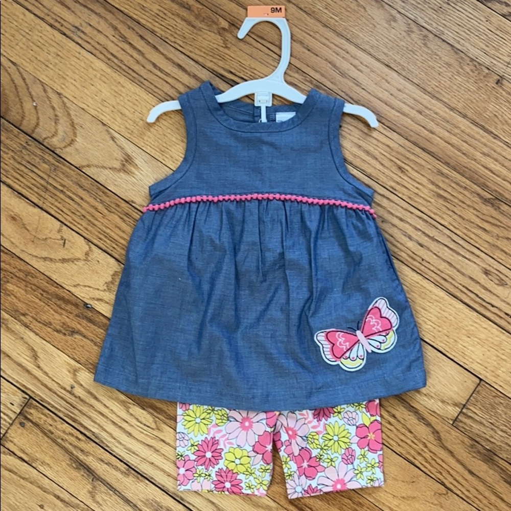 Cute denim tank and floral pant set (9 months)